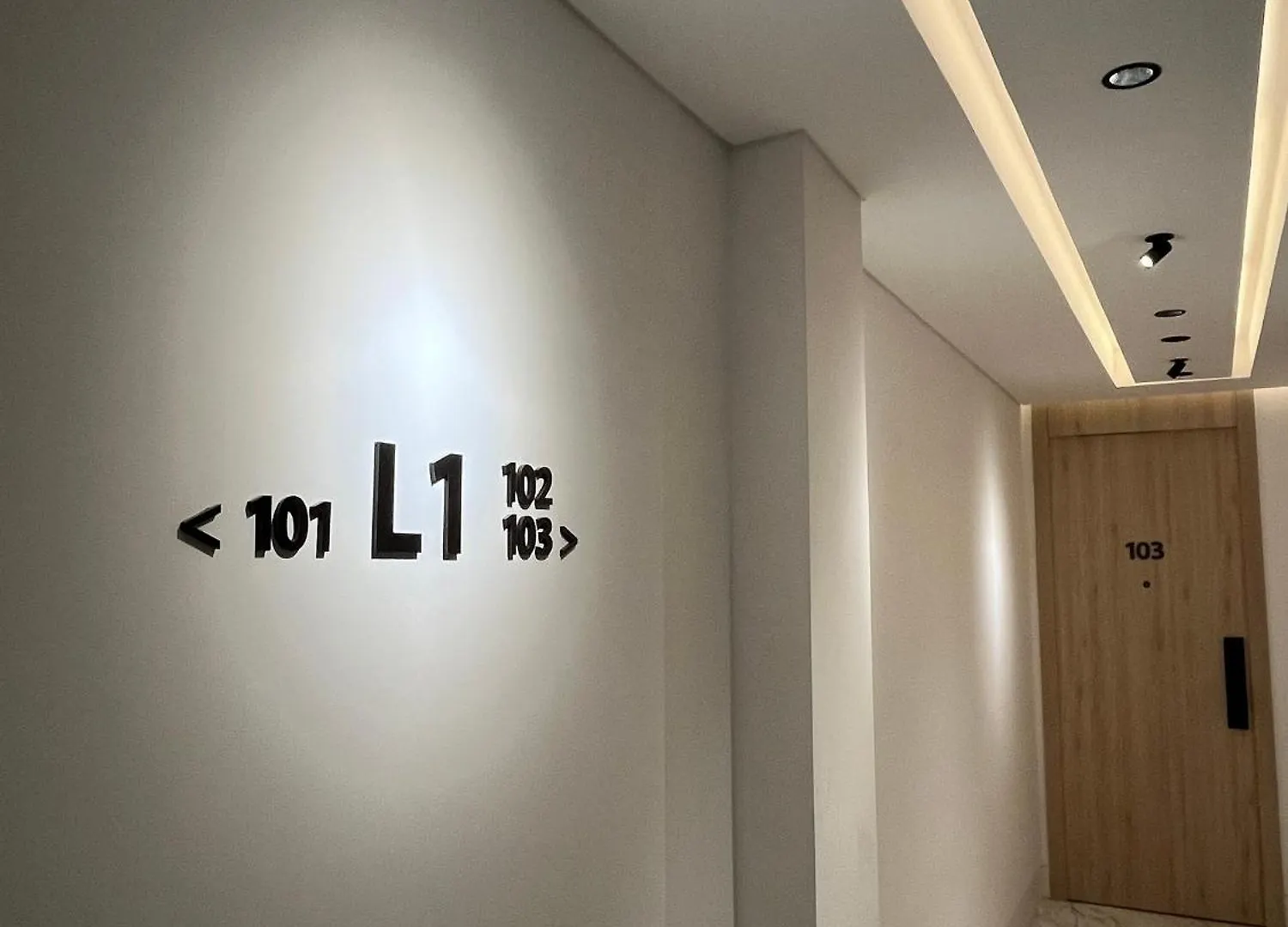 The Ahouse High-End Interior Design Building Apartment Ho Chi Minh City