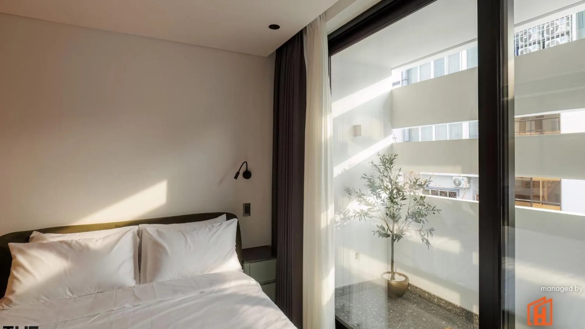 The Ahouse High-End Interior Design Building Apartment Ho Chi Minh City 0*,  Vietnam